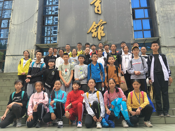 参赛运动员合影。.JPG