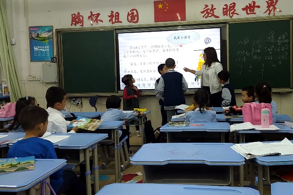 情景表演.jpg