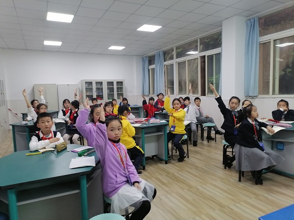 81a69185a1faed99d7d58dd610906cc.jpg