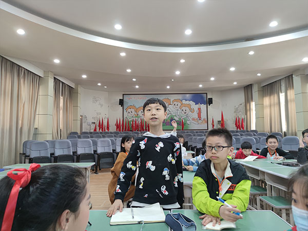 7D38E5CDE05E73CCEA749F9AC184C31F.jpg