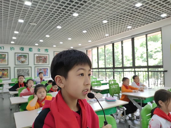 A7A24A153FB2DCB690E5C7D1A122D4F2.jpg