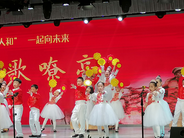 《南湖红船》。.jpg