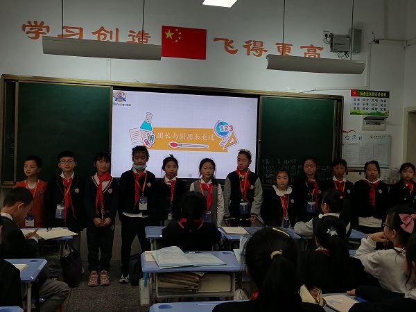 ebc858c6d3058fb36aa2fa7a764c27c.jpg