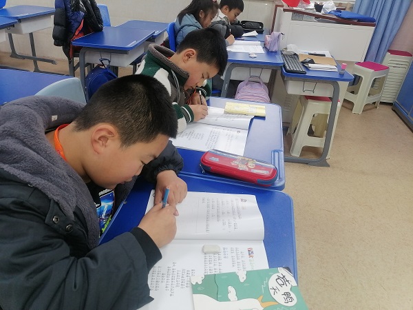 76ab7bc427bdbedf1cea57105e59480.jpg
