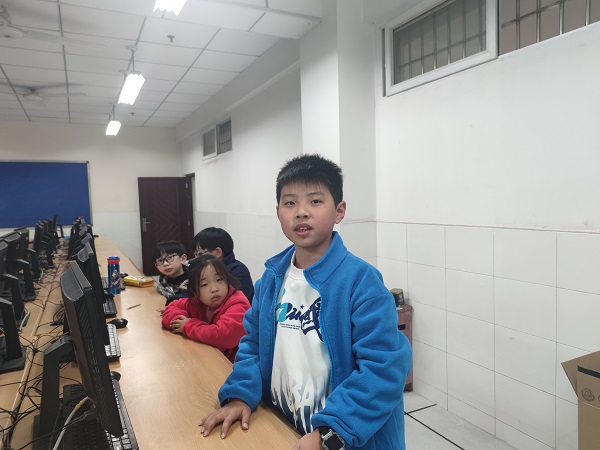 b950a93acc5cadd26c36d9d214a7827.jpg